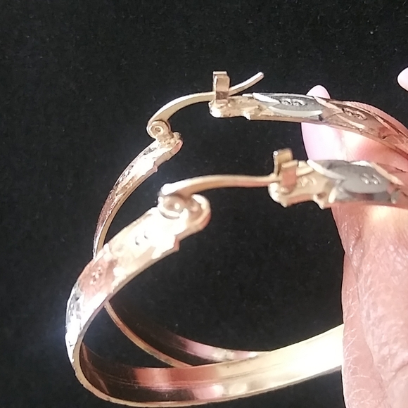 Laminated gold 3 tones XLarge hoops - Picture 4 of 6